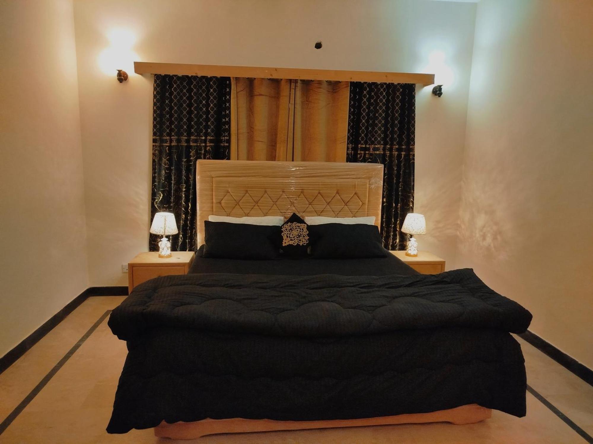ホテル Royal Residential イスラマバード エクステリア 写真