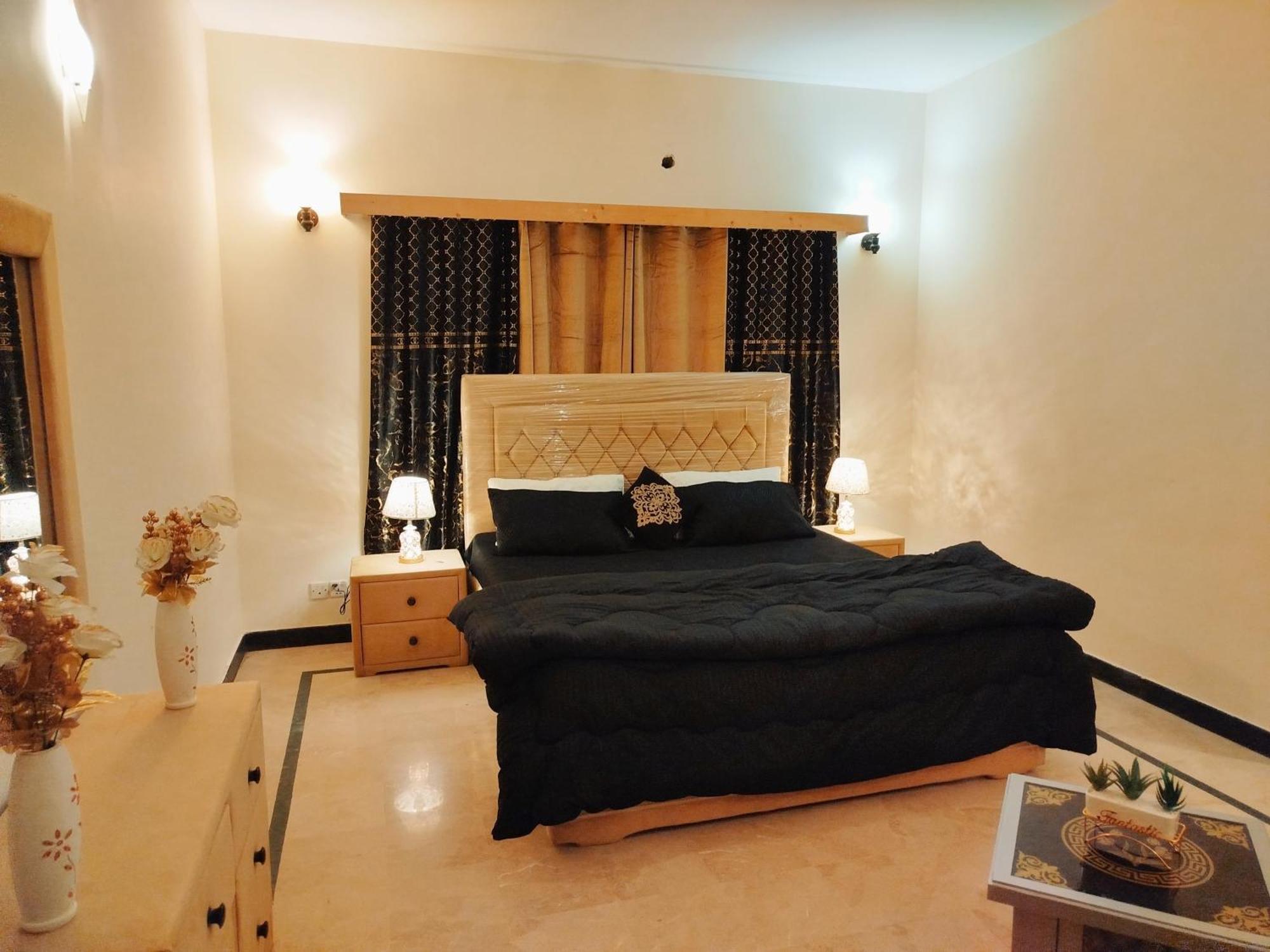 ホテル Royal Residential イスラマバード エクステリア 写真